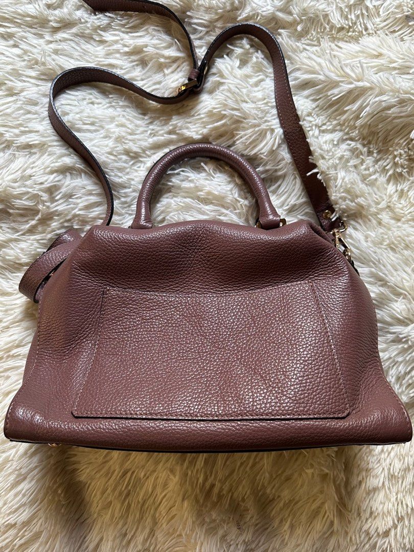 AUTHENTIC Gianni Notaro C.J. Made in Italy (Category: Cross-body Bags) located in Cainta. Submitted by Micks81StorePH (Listing ID 1376894621, Image 3). Description: I bought it in Japan.🇯🇵 Nice bag and ang ganda ng color nito. 😍.