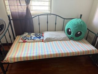 (Category: ) located in . Submitted by saumyashah90 (Listing ID 1376947368, Image 1). Description: .