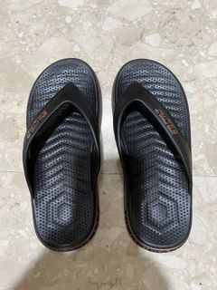 (Category: ) located in . Submitted by yw.tan (Listing ID 1376886334, Image 1). Description: .