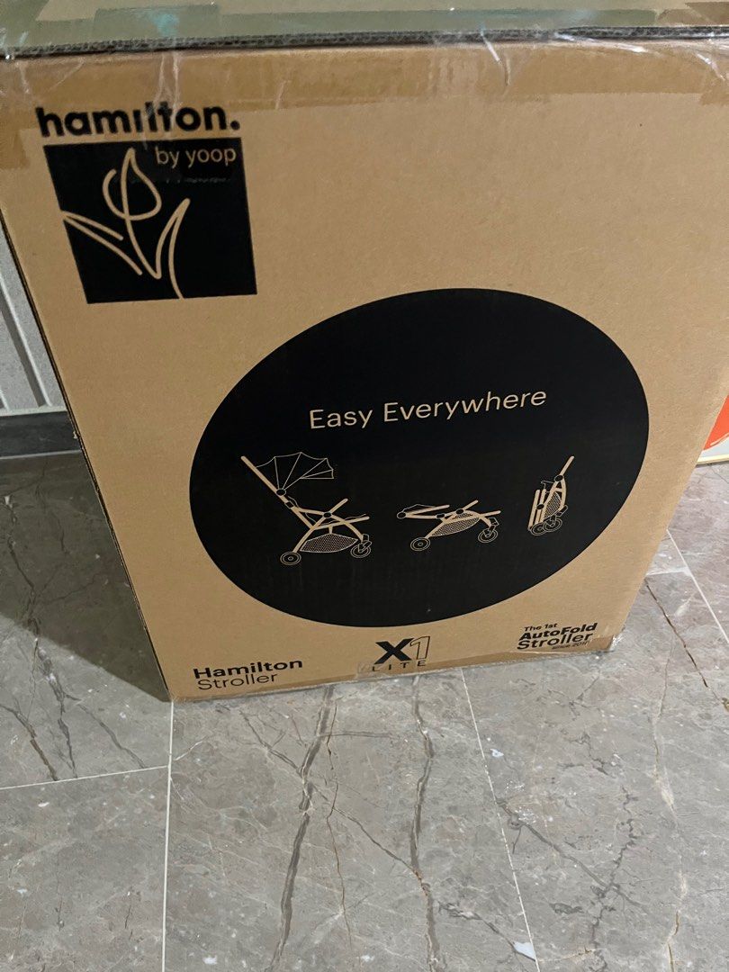 Brand new in box - magic touch Hamilton X1 Lite in BLACK (Category: Strollers) located in Singapore. Submitted by sooooooooooooooooo (Listing ID 1376887833, Image 1). Description: Received as a gift but already started using another brand’s cabin sized stroller, no need for new one. Can deliver to your house carpark if staying at northeast/East side area. Bukit Merah area also can be arranged. .