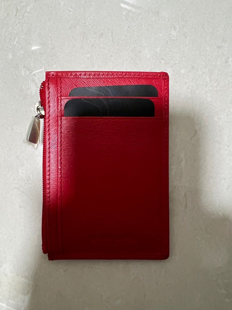 Braun Buffel (Category: Bags & Wallets) located in Singapore. Submitted by marshqq (Listing ID 1376975022, Image 2). Description: brand new, never used, kept in box since day 1, not sure about market price.