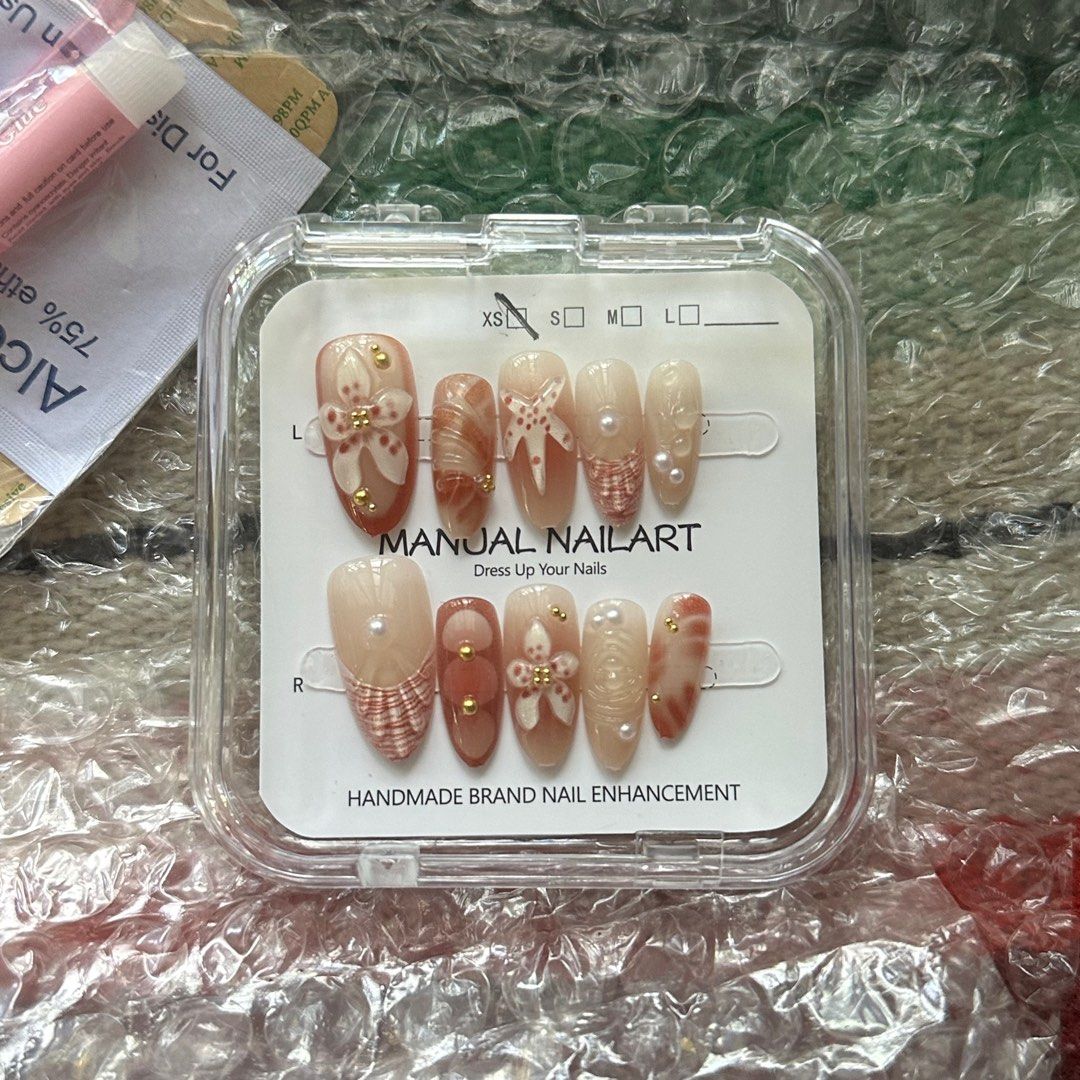 Brown Fake Nails (Category: Hands & Nails) located in Cavite. Submitted by adiore (Listing ID 1376818885, Image 2). Description: never used size xs.