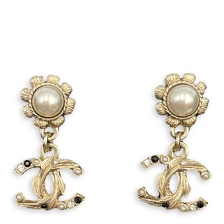 (Category: ) located in . Submitted by luxlexicon (Listing ID 1374555922, Image 1). Description: .