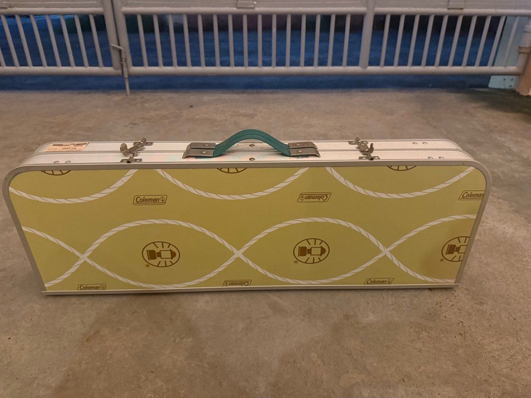 Coleman kitchen table and lamp (Category: Hiking & Camping) located in Baliuag. Submitted by sadeckmiguel (Listing ID 1376940382, Image 1). Description: Coleman compact kitchen table with coleman cpx6 led lamp Excellent condition, sariwa pa 7000 only.