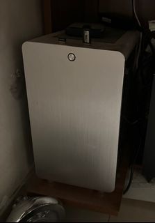（分類：）位於 。 由 014066 提交（商品編號 1376938486，圖片 1）。簡介： 。