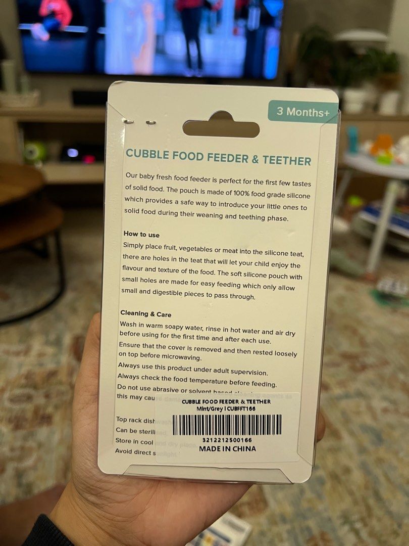 Cubble Food Feeder & Teether - Brand New (Category: Weaning & Toddler Feeding) located in Singapore. Submitted by livingwiththeb (Listing ID 1376979953, Image 2). Description: .