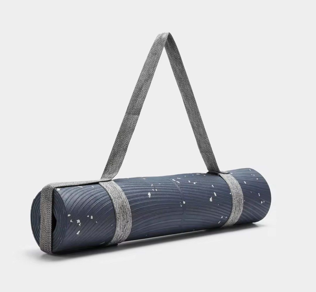 Decathlon Yoga Mat (Category: Exercise Mats) located in Paranaque City. Submitted by g_lucas (Listing ID 1376951095, Image 1). Description: Decathlon Light Yoga Mat 185 x 61cm x 5mm.