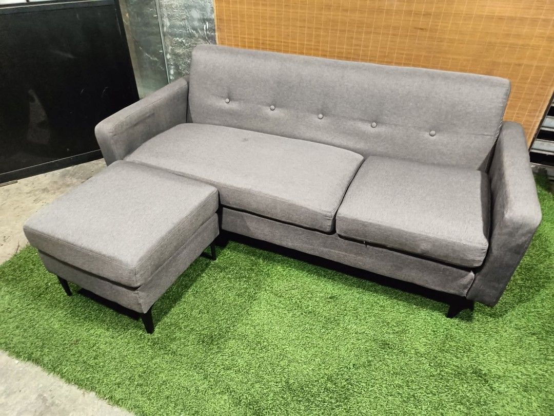 Gray Modern 3-Seater L-type / L-shape Sofa (Category: Sofas) located in Valenzuela. Submitted by jenelyn6 (Listing ID 1377004168, Image 2). Description: 😍 MODERN BEAUTY!!! 😍 Gray Modern 3-Seater L-type / L-shape Sofa Reversible Chaise Sofa, Thick Fabric Bulky & Firm, Super Comfy Price : 13500 *VIDEO ON COMMENT 67L x 48W x 16H seat height inches Sandalan height 29 inches In VERY good condition Code HOMEBOSS.