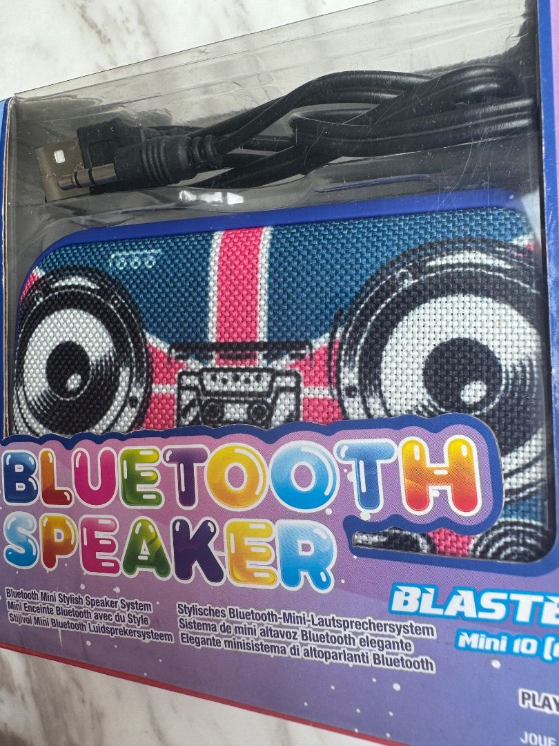 iDance Blaster Mini iD (i0-5) Bluetooth Speaker (Category: Soundbars, Speakers & Amplifiers) located in Singapore. Submitted by selinbahar (Listing ID 1376923260, Image 2). Description: Brand new iDance Blaster Mini iD (i0-5) Bluetooth speaker. Features wireless Bluetooth playback, USB and Micro SD slots, and a rechargeable battery. Includes a USB cable for charging. Compact size, perfect for bringing the party anywhere!.