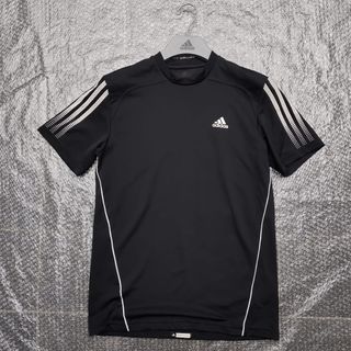 (Kategori: ) berada di . Dikirim oleh fashion_original_limited (ID iklan 1376962033, Gambar 1). Deskripsi: .