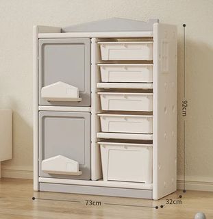 (Category: ) located in . Submitted by emmashoppingg (Listing ID 1376957052, Image 1). Description: .