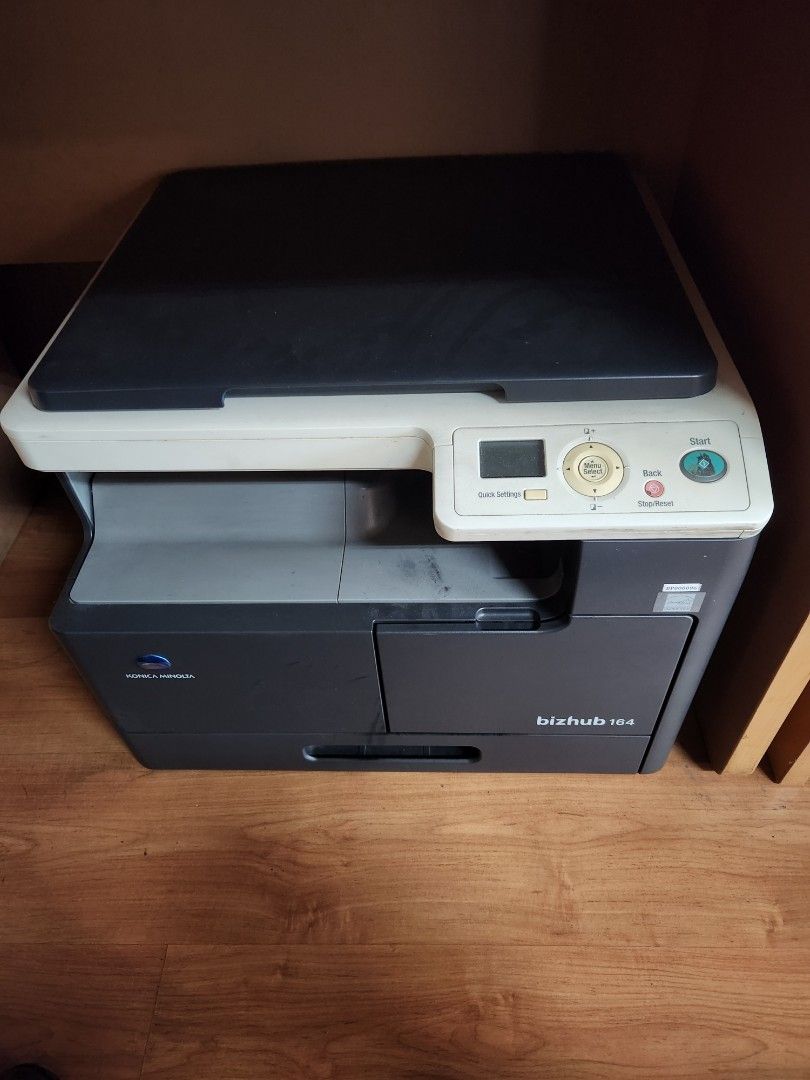 Konica Bizhub 164 (Category: Printers, Scanners & Copiers) located in Pasig City. Submitted by time.to.declutter (Listing ID 1376834237, Image 1). Description: old printer. last time I used it was 2 years ago & it was okay. excess printer can't find the adaptor but i think a generic adaptor will do.
