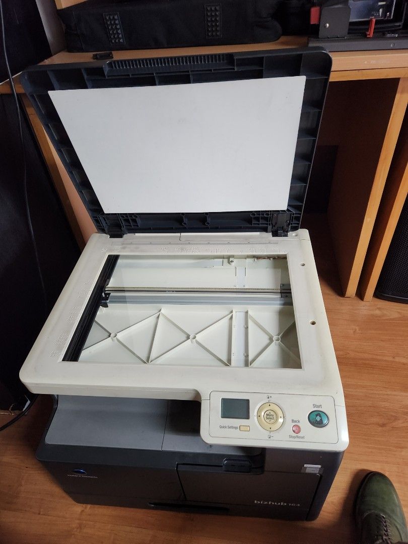 Konica Bizhub 164 (Category: Printers, Scanners & Copiers) located in Pasig City. Submitted by time.to.declutter (Listing ID 1376834237, Image 2). Description: old printer. last time I used it was 2 years ago & it was okay. excess printer can't find the adaptor but i think a generic adaptor will do.