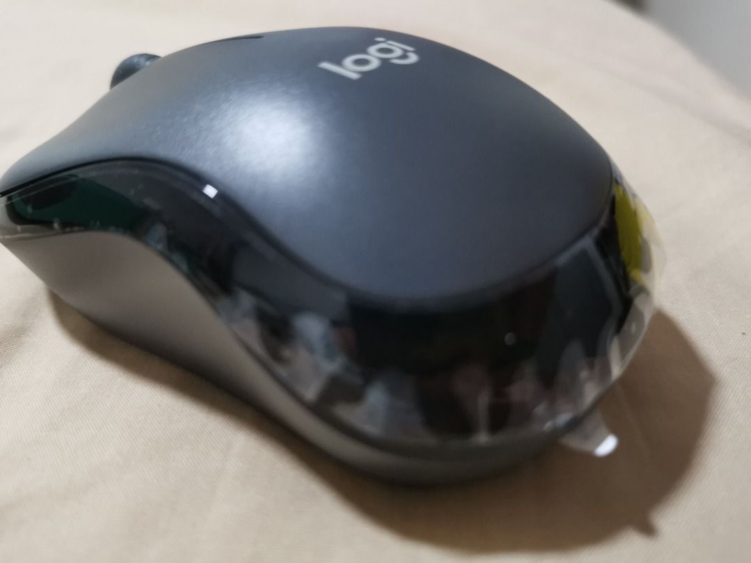 Logitech M220 Silent Wireless Mouse - Brand New63221797510787111