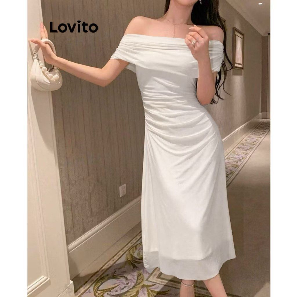 Lovito White Graduation Dress (Category: Dresses) located in Caloocan City. Submitted by alexsoncuyaa-93525 (Listing ID 1376903577, Image 1). Description: Never been used. Sinukat lang. Reason for selling: Mas bet yung 2nd dress na binili kaya ibebenta nalang ito. Brand: Lovito Size: M Can do meetup within las pinas or lalamove.