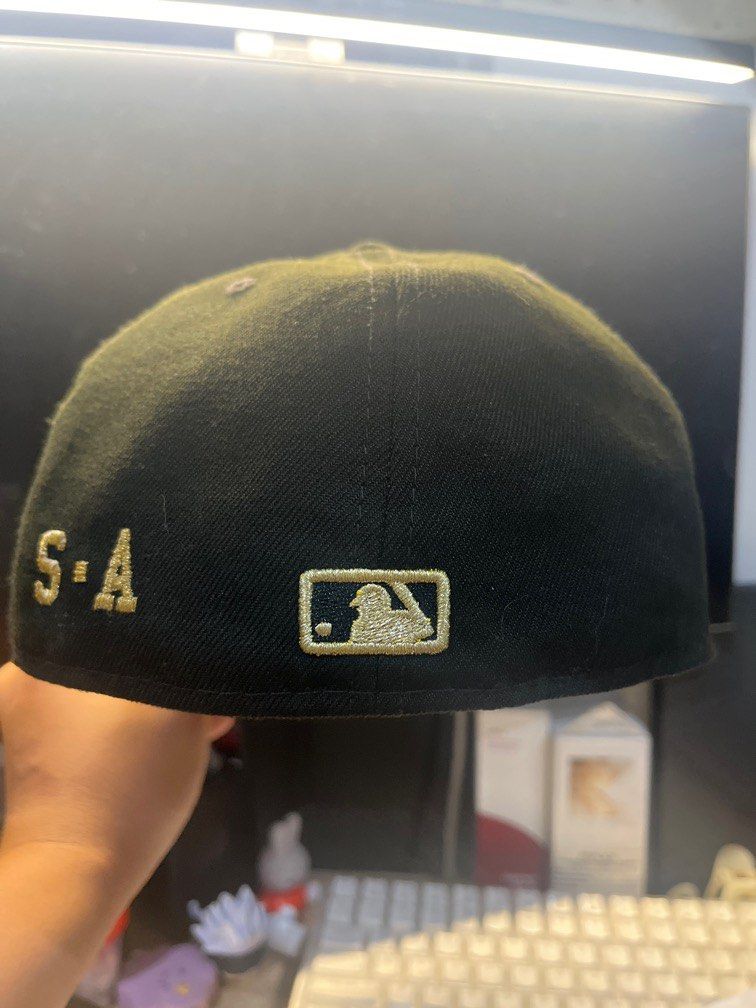 New Era closecap Giants 7 1/2 (Category: Caps & Hats) located in Quezon City. Submitted by dizzycarter (Listing ID 1376955621, Image 3). Description: .