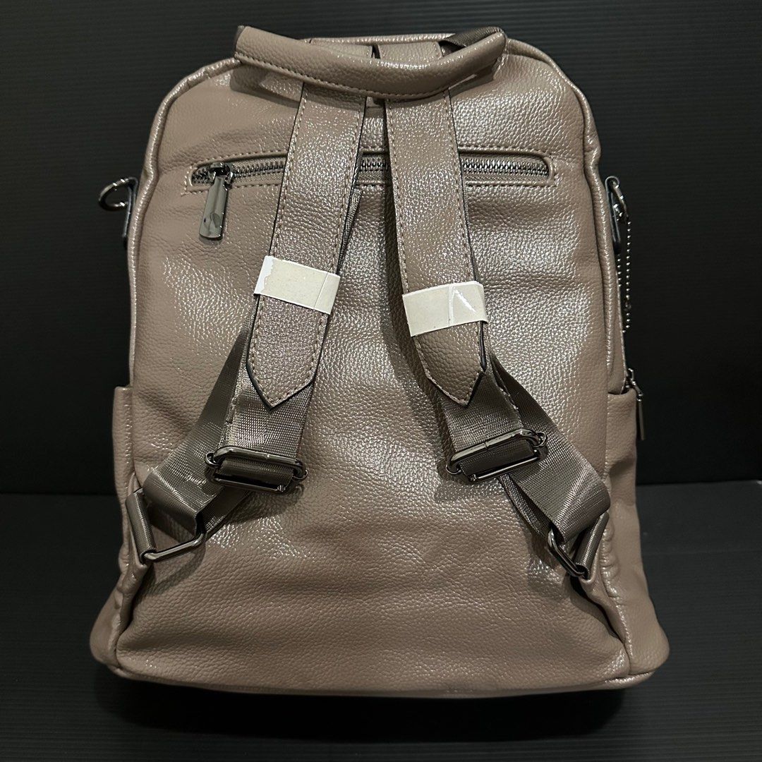 [New] Ransel Backpack Leather Khaki, Fesyen Wanita, Tas & Dompet di ...