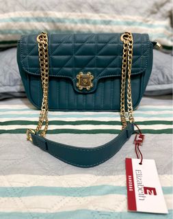 (Kategori: ) berada di . Dikirim oleh mybilzee.preloved (ID iklan 1376880858, Gambar 1). Deskripsi: .