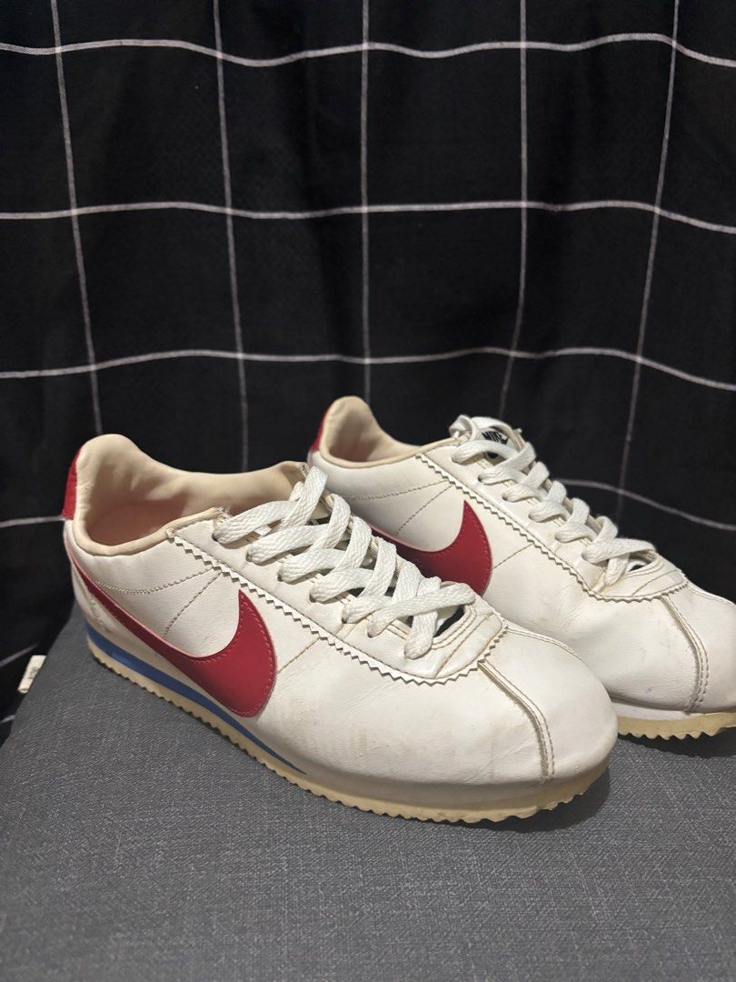 Nike Cortez Shoes (Category: Sneakers) located in Koronadal. Submitted by sfpha (Listing ID 1376921978, Image 2). Description: Nike Cortez Shoes Condition: 7/10 Well used, there’s sign of usage. But will look good after thorough cleaning. RFS: Decluttering Note: Slightly negotiable.