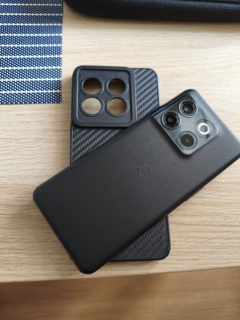 OnePlus 10T (Category: OnePlus) located in Mandaluyong City. Submitted by kenzoo013 (Listing ID 1376867116, Image 3). Description: Selling OnePlus 10T 8gb ram, 128gb storage. In very good condition, no dents or anything. Used as a secondary phone. Rush selling and negotiable. Comes only with the phone and case. Message me for any questions. Unlocked from T-Mobile..