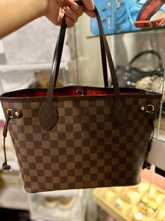 (Category: ) located in . Submitted by style_haven (Listing ID 1376906149, Image 1). Description: .