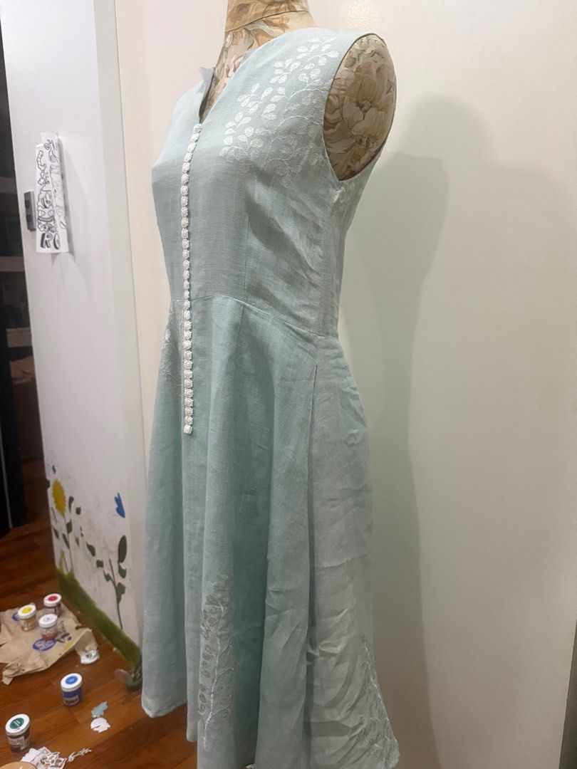 powder blue linen dress (Category: Dresses) located in Angeles City. Submitted by lcm19 (Listing ID 1376973453, Image 3). Description: .