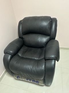 (Category: ) located in . Submitted by dakuku (Listing ID 1376940472, Image 1). Description: .
