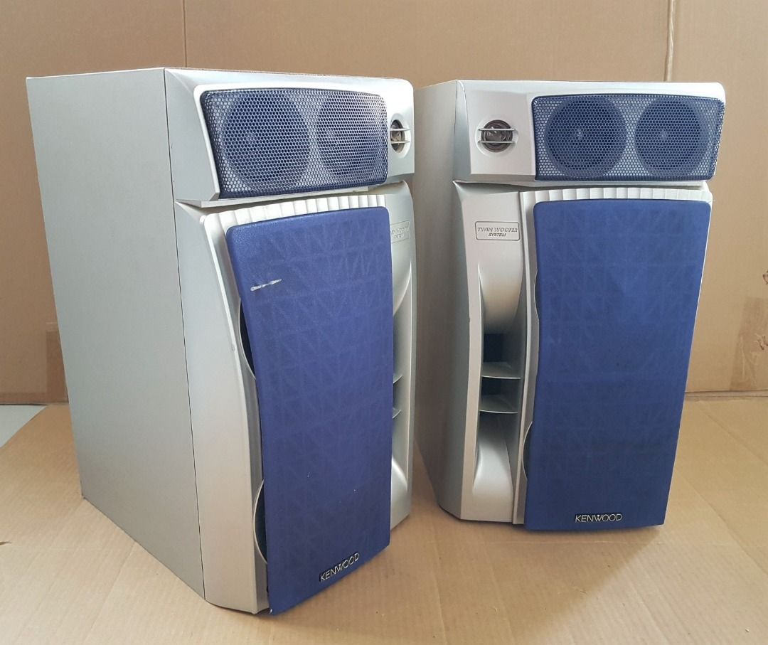 Retro Kenwood 3-Way 5 Speaker System, Japan, Model LS-N773, Stereo HIFI 280 Watts Loudspeakers, Vintage Sound System, Sensational, Sleek Design, Sophistication, Rare Collectibles, Home Entertainment, Decorative Display, Studio Exhibit, Movie Props (Category: Soundbars, Speakers & Amplifiers) located in Singapore. Submitted by grabsomething4u (Listing ID 1376874424, Image 1). Description: Retro Kenwood 3-Way 5 Speaker System, Japan, Model LS-N773,