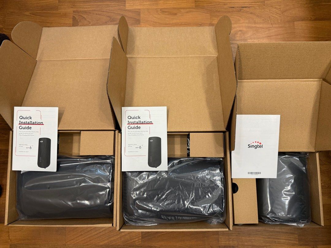 Singtel Wi-Fi 6 Router and Mesh Extender (Category: Networking) located in Singapore. Submitted by justin8 (Listing ID 1376823786, Image 2). Description: Brand new Singtel Wi-Fi 6 routers and mesh extender. Selling because I have my own routers already. Two Wi-Fi 6 routers + One mesh extender (3 units in total) With 3 units, you get faster speeds and better connectivity for your home. All items are unopened and in original packaging. Perfect for 