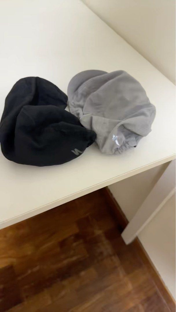 Specialized Cycling Cap - Black&Silver (Category: Caps & Hats) located in Singapore. Submitted by ahheage (Listing ID 1376821545, Image 1). Description: .
