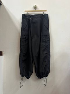 (Category: ) located in . Submitted by upstairsgarments (Listing ID 1376824172, Image 1). Description: .