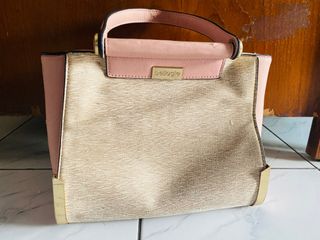 (Kategori: ) berada di . Dikirim oleh jqbrdz55t892735 (ID iklan 1376834083, Gambar 1). Deskripsi: .