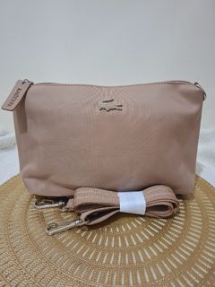 (Kategori: ) berada di . Dikirim oleh dewique (ID iklan 1376991353, Gambar 1). Deskripsi: .