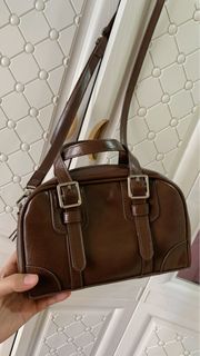 (Kategori: ) berada di . Dikirim oleh rkhstr (ID iklan 1376877794, Gambar 1). Deskripsi: .