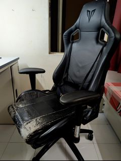 (Category: ) located in . Submitted by ikramkays (Listing ID 1376971505, Image 1). Description: .