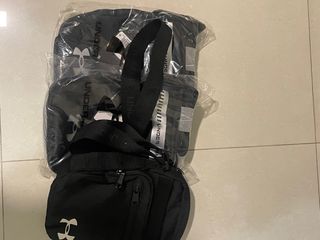 (Category: ) located in . Submitted by supremefootballshop (Listing ID 1376926639, Image 1). Description: .