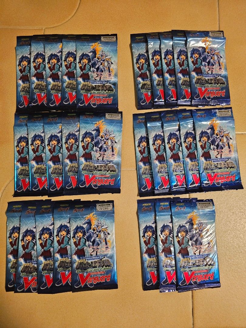 VGE-BT01 Cardfight Vanguard Booster Pack Descent of the King of Knights,  Hobbies & Toys, Toys & Games on Carousell