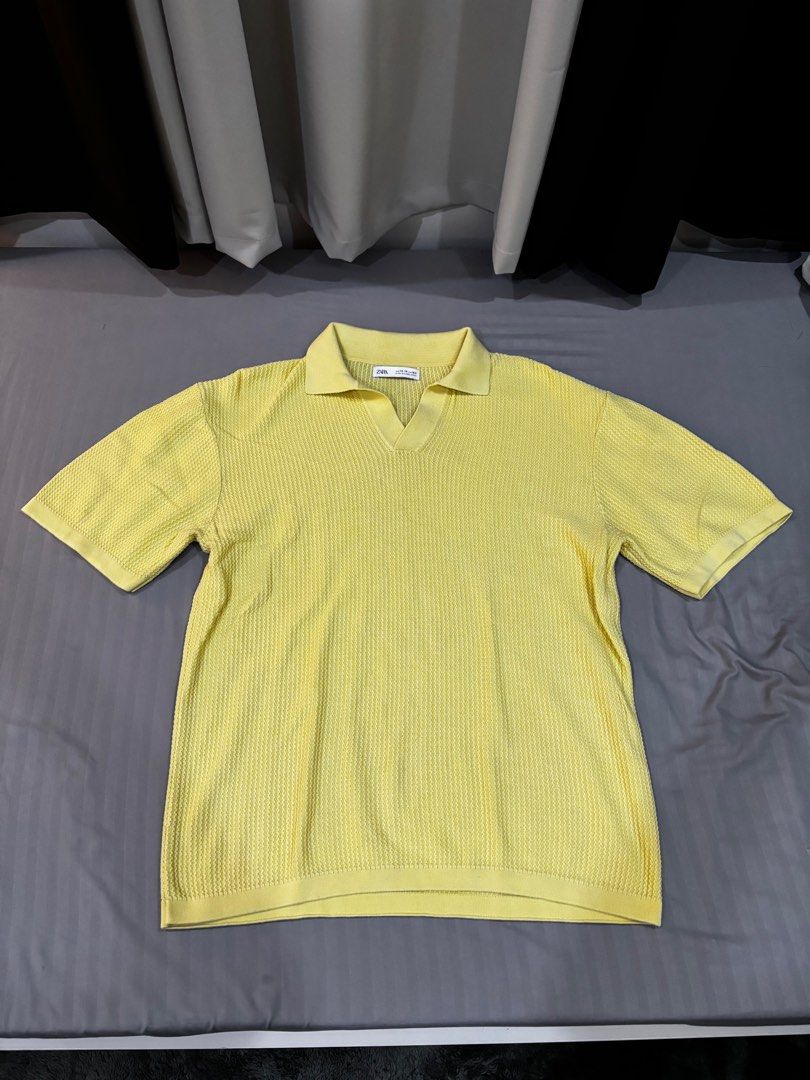 Zara Polo Sweater (Yellow) (Category: Tshirts & Polo Shirts ) located in Makati City. Submitted by jermainabundo (Listing ID 1376835022, Image 1). Description: Zara Sweater Polo Yellow L25 W20 800 Location: Cagayan de Oro Shipping: J&T, Maxim within CDO MOP: GCash, Unionbank .
