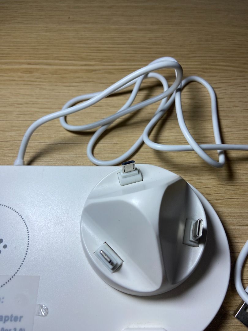 6-in-1 multi-function wireless charging stand (Category: Chargers & Cables) located in Mabalacat. Submitted by riadecluttering (Listing ID 1377097388, Image 3). Description: 6-in-1 multi-function wireless charging stand, compatible with various devices like iPhones, Apple Watches, and AirPods, as well as Type-C phones..