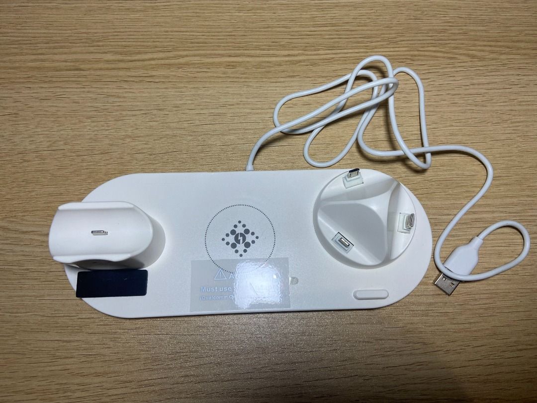 6-in-1 multi-function wireless charging stand (Category: Chargers & Cables) located in Mabalacat. Submitted by riadecluttering (Listing ID 1377097388, Image 1). Description: 6-in-1 multi-function wireless charging stand, compatible with various devices like iPhones, Apple Watches, and AirPods, as well as Type-C phones..