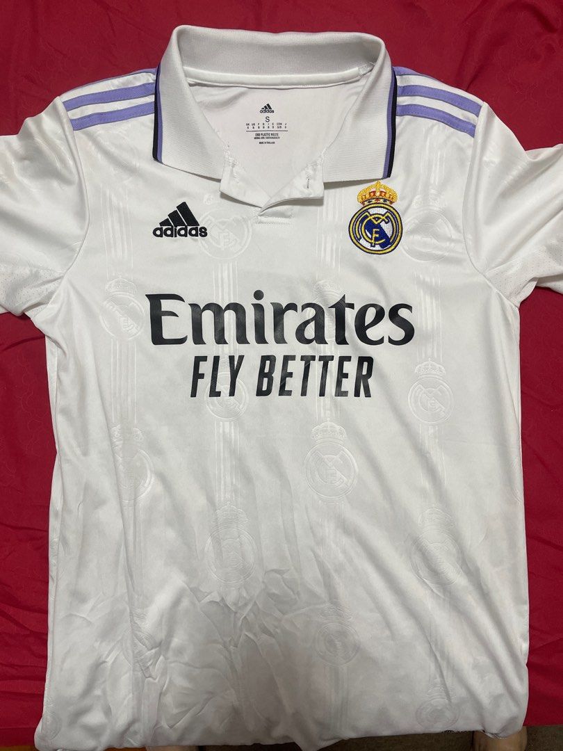 Adidas Real Madrid Home Jersey (Category: Activewear) located in Singapore. Submitted by jaydengohh (Listing ID 1377137756, Image 1). Description: REAL MADRID 22/23 home jersey abit of stain, but not obvious size- S lightly worn Meet up- The seletar mall.