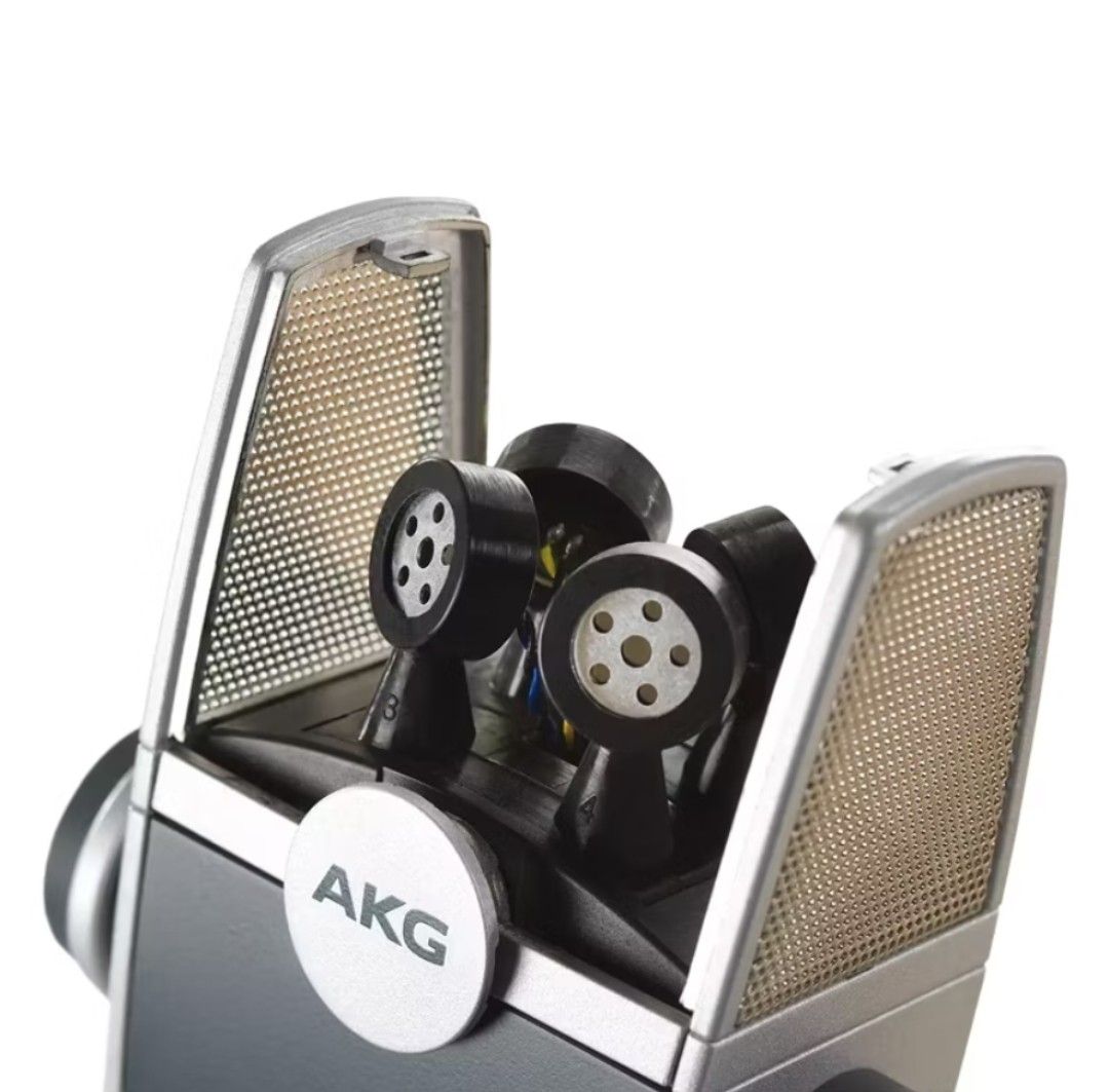 AKG Lyra USB Microphone (Category: Microphones) located in Singapore. Submitted by ps001 (Listing ID 1377117775, Image 3). Description: - AKG Lyra USB microphone - Excellent condition - Includes microphone, stand, and USB cable - Multiple recording modes - Sleek design - Ideal for podcasting, streaming, and vocal recording.