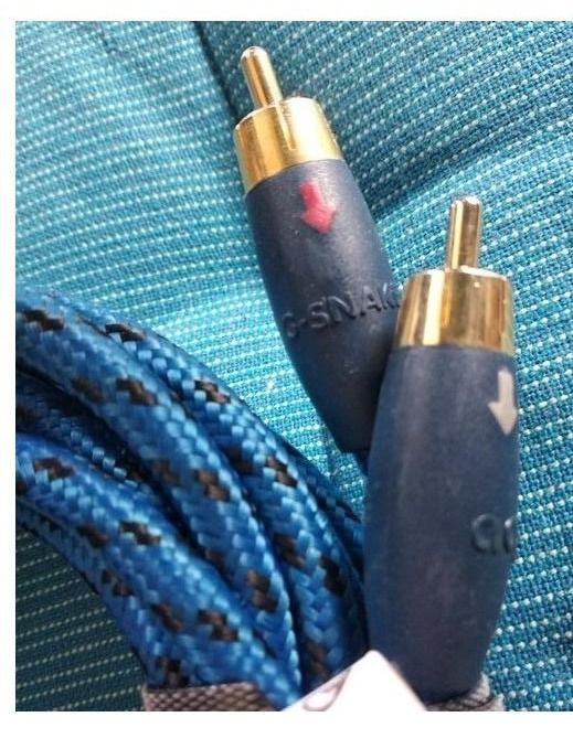 AQ USA RCA Interconnects Pair (Category: Other Audio Equipment) located in Singapore. Submitted by joejoe1908 (Listing ID 1377077131, Image 2). Description: If you see this ad, it means it is available. Audioquest G-Snake RCA Interconnect 1m Pair Each length is 1m long Price is for the pair.
