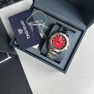 (Category: ) located in . Submitted by luxurycloset.shop (Listing ID 1377045950, Image 1). Description: .