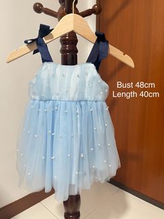 (Category: ) located in . Submitted by littlewardrobe (Listing ID 1377138467, Image 1). Description: .