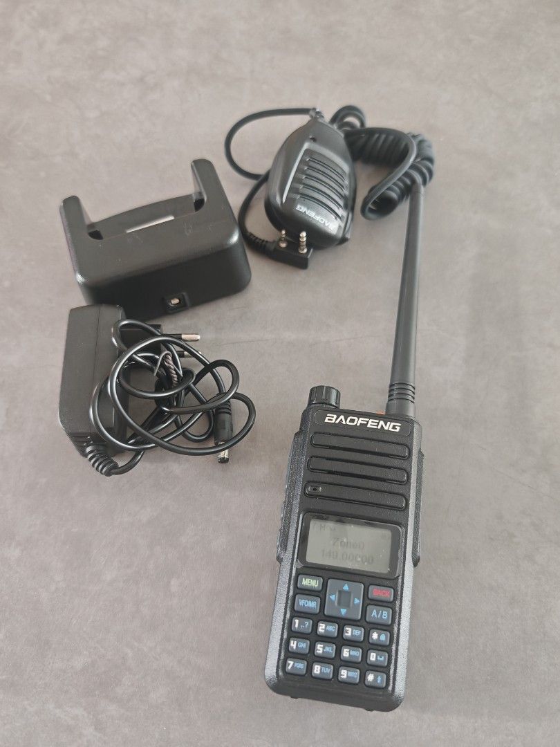 Baofeng Digital Mobile Radio Walkie Talkie, 1 pair for cheap! (Category: Walkie-Talkie) located in Singapore. Submitted by bj110088 (Listing ID 1377042012, Image 3). Description: Baofeng DM-860 Walkie Talkie – UHF DMR | $59 for pair (2 sets) 2 sets meaning you get two of each item in the picture. No box. Letting go of my Baofeng DM-860 walkie talkies – solid UHF radios with digital (DMR Tier II) + analog support. ✅ UHF 400–470MHz ✅ Dual time slot