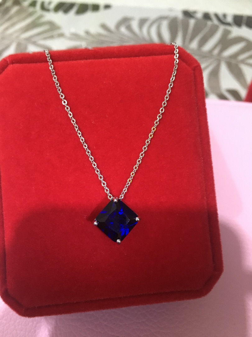 Beautiful Blue Ruby, with marking Italy AU750 Italy Silver for only ...