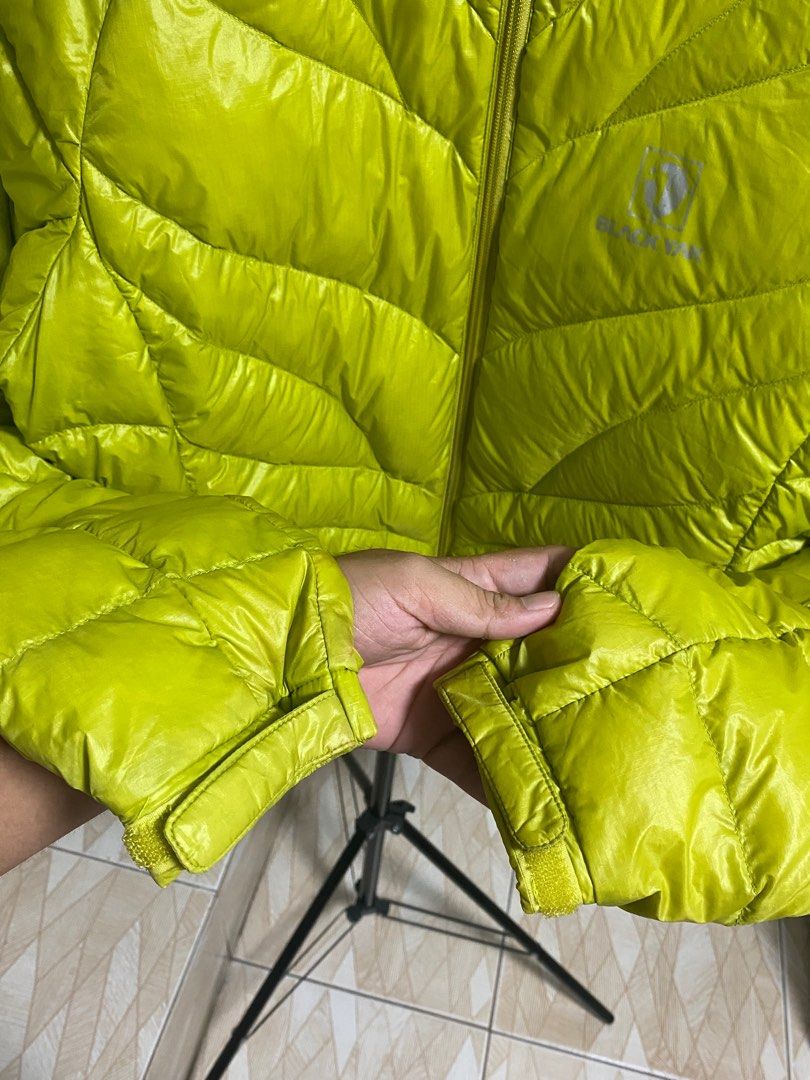 Black Yak Puffer Jacket (Category: Coats, Jackets and Outerwear) located in San Jose del Monte. Submitted by edmarkvillanueva (Listing ID 1377105110, Image 3). Description: Length 30 Width 24.5 Size Large Good condition .