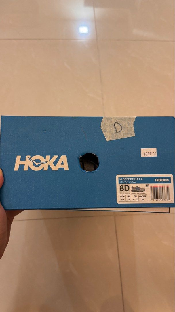 BNIB - Hoka Speedgoat 6 US 8D (Category: Casual shoes) located in Singapore. Submitted by eugenelucaya (Listing ID 1377016668, Image 1). Description: Brand new Hoka Speedgoat 6 running shoes. Never worn, still in the original box. Features a Vibram outsole for excellent grip. Perfect for trail running or everyday wear. Original price $259. Selling at $178. My loss your gain. Meetup locations either along purple line or CBD on weekdays hoka, trail