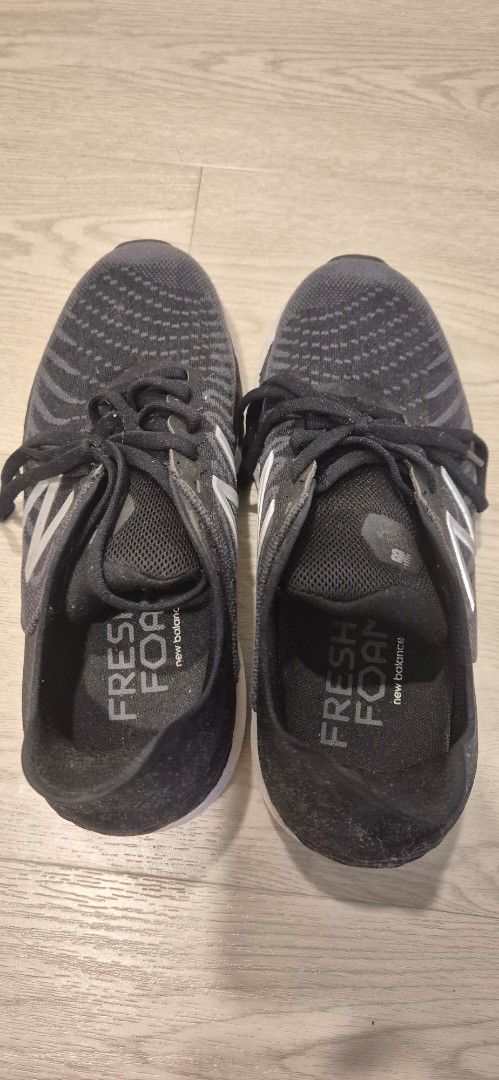 Boys New Balance Fresh Foam Running Shoes (Category: Babies & Kids Fashion) located in Singapore. Submitted by aegean08 (Listing ID 1377104875, Image 1). Description: Size US 7 New Balance Fresh Foam running shoes Need a good wash otherwise condition 8/10 Paid close to $250 .
